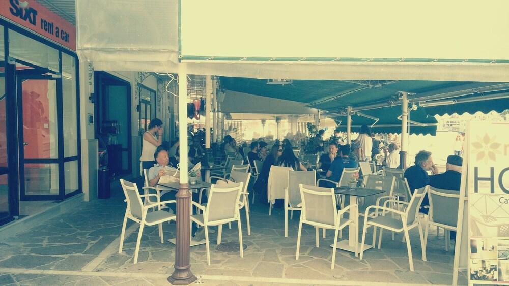 The Manessi City Boutique Hotel Poros Town Exterior photo