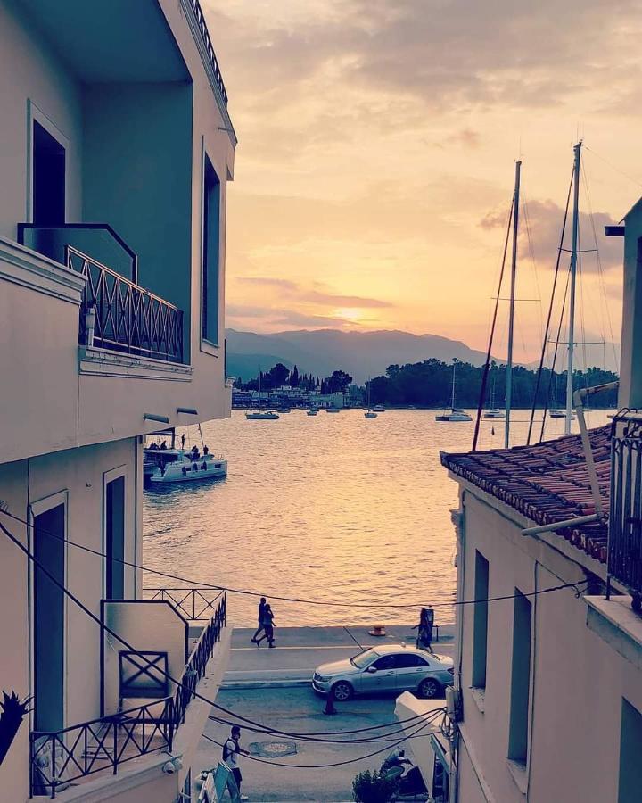 The Manessi City Boutique Hotel Poros Town Exterior photo