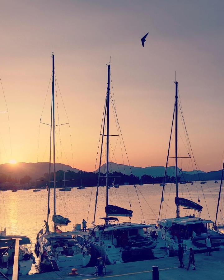 The Manessi City Boutique Hotel Poros Town Exterior photo