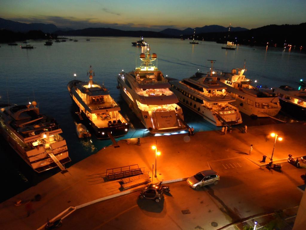 The Manessi City Boutique Hotel Poros Town Exterior photo