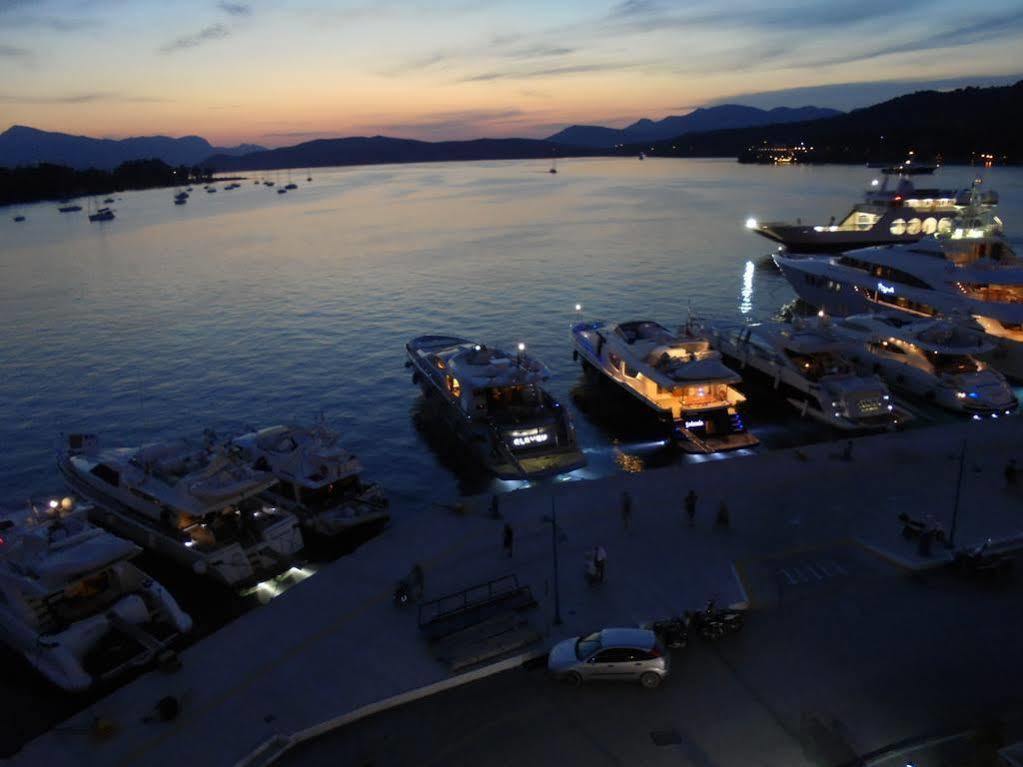 The Manessi City Boutique Hotel Poros Town Exterior photo